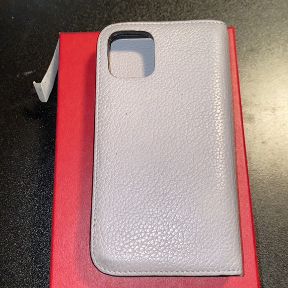 iPhone 11 Pro case Salvatore Ferragamo smooth leather wallet phone case in box - Picture 7 of 9